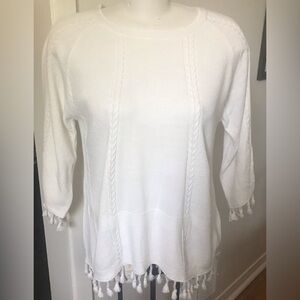 Yessica Off-white Sweater - Size Medium